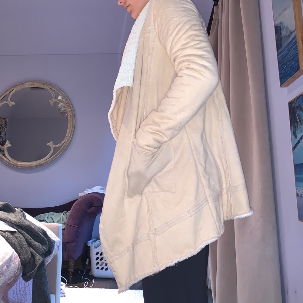 Jacket - Picture 2 of 3